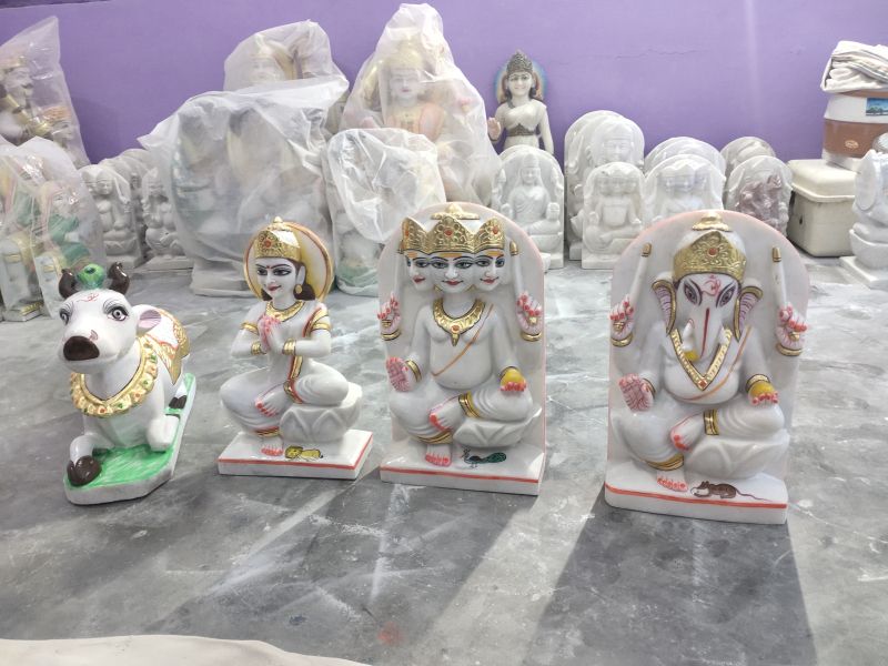 Polished Shiv Parivar Marble Statue For Home Office Temple Pattern