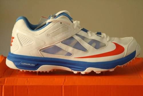 nike dominate cricket shoes