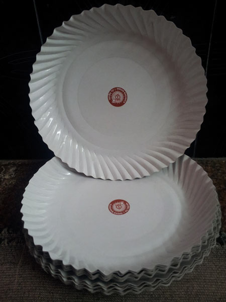 Cheap paper plates and cups