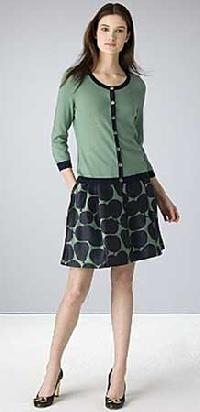 http://img1.exportersindia.com/product_images/bc-small/dir_24/719580/ladies-skirts-and-tops-108936.jpg