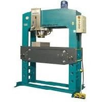Straightening Press