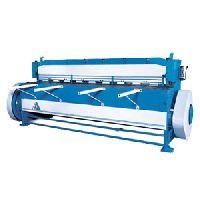 Hand Operated Shearing Machine