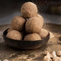 Gond Laddu