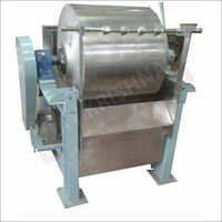 Vibromag Magnetic Overband Separator, Capacity: 2330 Kg