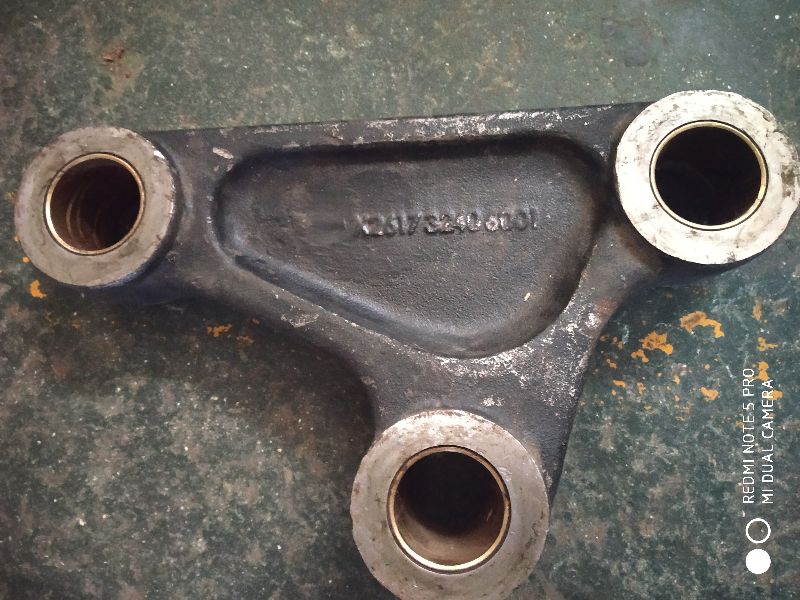 Ashol leyland Bell Crank Lever, for Automotive Industry