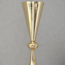 Round Aluminium gold plated vase, for Decoration, Style : Classic, Modern Attractive