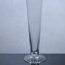 Handmade Decorative Glass Vase, for Wedding Decoration, Shape : Round Shape