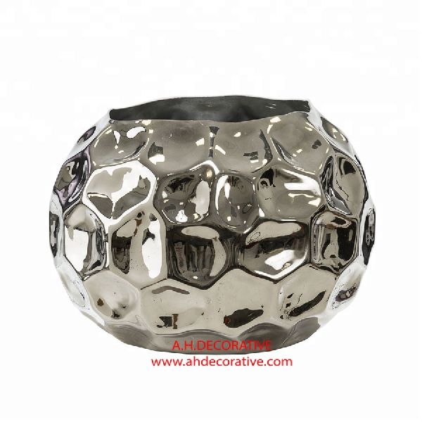 Aluminium Hammered Flower Vase, Style : AMERICAN STYLE