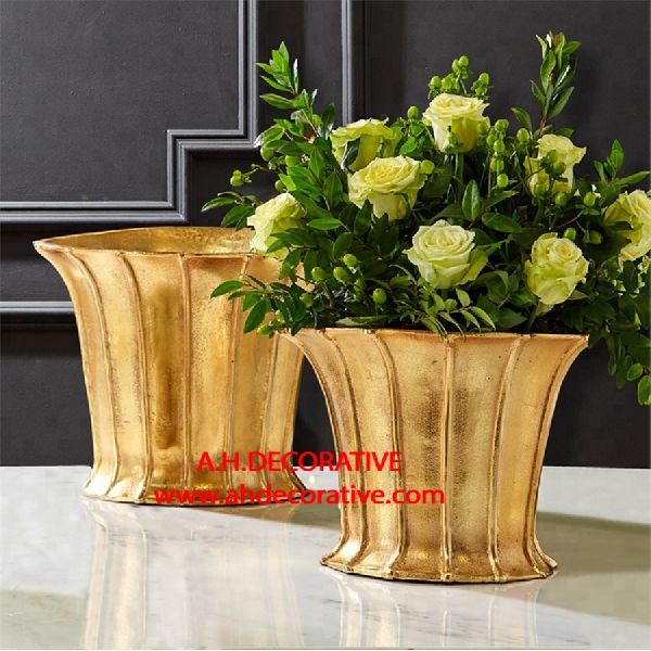 Metal Gold Flower Bucket