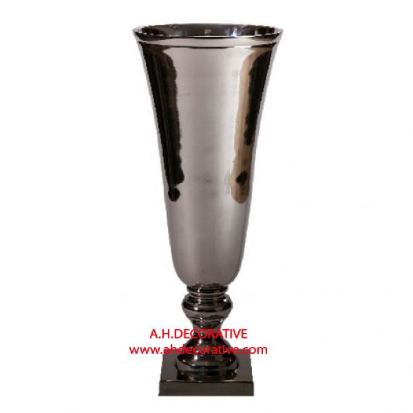 Aluminium Silver Metal Trumpet Vase, Style : AMERICAN STYLE