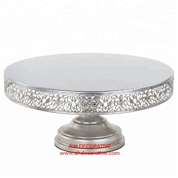 Silver Round Metal Cake Stand, for Wedding, Home, Party, Feature : Stocked