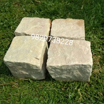 Kandla Grey Sandstone Cobble