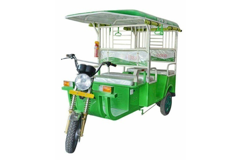 Battery operated rickshaw