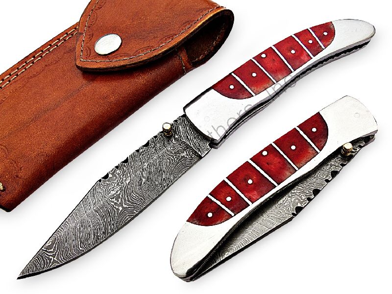 Folding 4 Custom Made Damascus Steel Hunting Folding Pocket Knife