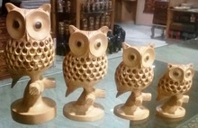 Wood Carved Birds Owls, for Home Decoration, Style : Feng Shui