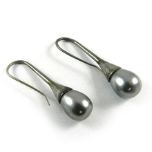 Silver pearl gemstone Earring