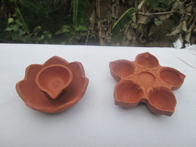 Clay Flower Diya, Style : Diwali