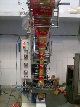 Kurkure potato chips packing machine