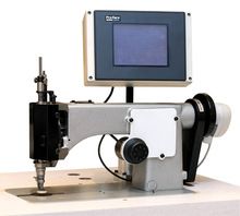 Triple Hook Automatic Chainstich Embroidery Machine