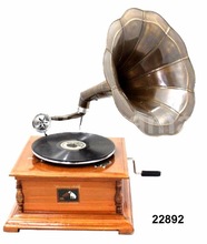 Metal Brass Classic Gramophone