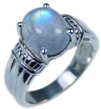 Moonstone ring, Color : Blue fire