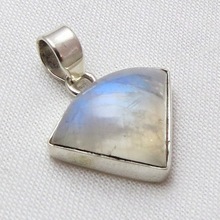 Exceptional Triangle Shape Rainbow Moonstone Silver Pendant