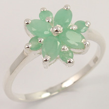 EMERALD Gemstone Engagement Pretty Ring
