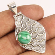 MALACHITE Gemstone Pendant, Color : Green