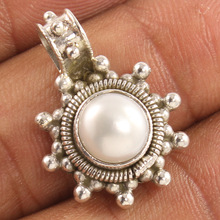 PEARL Round Gemstone Pendant