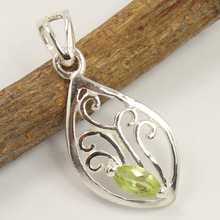 PERIDOT Faceted Gemstone Pendant, Color : Green
