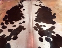 Leather hide, for Home, Hotel, Decorative, Feature : Animal Pattern
