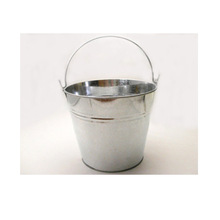 12 Liter Tin bucket for dairy use