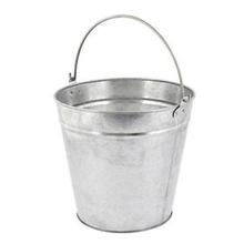 Heavy tin bucket