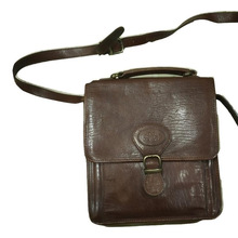 Leather cross body bag, Style : Vintage