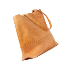 Leather handbag for women, Closure Type : Zipper