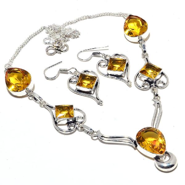 Citrine Gemstone Silver Necklace, Occasion : Anniversary, Engagement, Gift, Party, Wedding