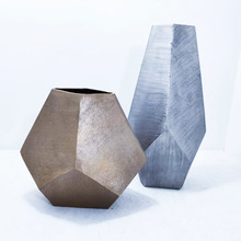 Beautiful Design Metal Flower Vases