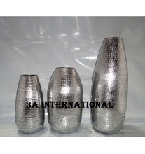 3A INTERNATIONAL Customized Shape handcrafted aluminium vase, Color : Silver