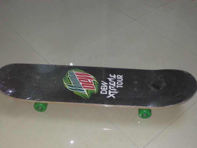 WOODEN SKATEBOARD, Size : 31*8 inches