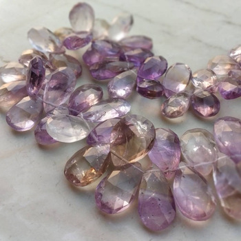 Faceted pears strand gemstone beads, Color : Natural