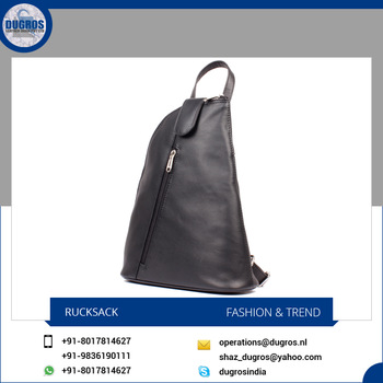 LEATHER BACKPACK, Capacity : 30 - 40L