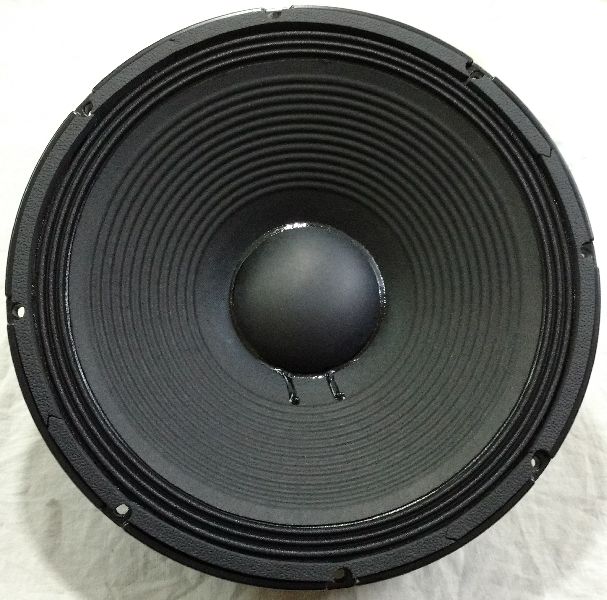 Powered PA Speaker 15 inches_RCF Type_600 Watts