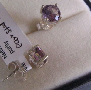 5mm stud Ear Ring With Garnet & Amethyst