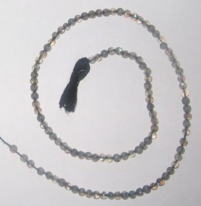 Labdrorite plai round beads 4mm, Size : 36 inch