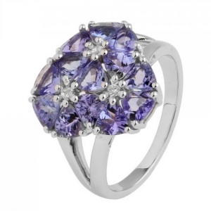 White Gold Ring With Tanzanite