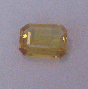 Yellow Sapphire Octagon faceted, Stone Size : 8x10mm