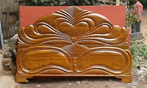 Wooden Box khat