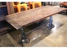 Metal dining crank table