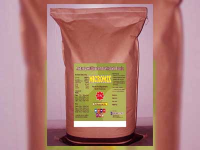Micromix Poultry Power Feed Supplement, Form : Powder