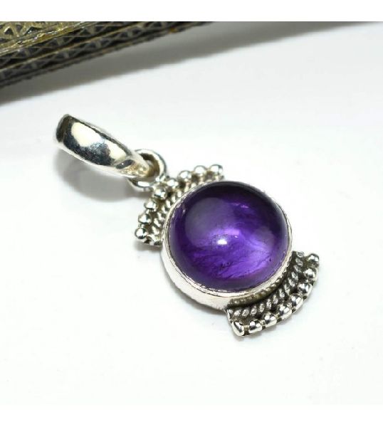 Beautiful Little Round Amethyst 925 Sterling Silver Pendant